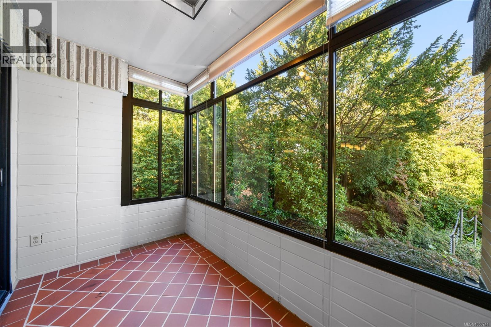 207 2930 Cook Street, Victoria
