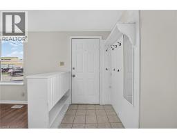 2pc Bathroom - 213-215 Maple Street, Dunnville, ON N1A2G3 Photo 6