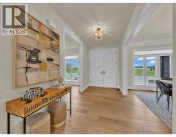 Mud room - 569 Holburn, Windsor, ON N8X0A3 Photo 10