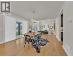 569 Holburn, Windsor, ON N8X0A3 Photo 21