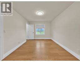 569 Holburn, Windsor, ON N8X0A3 Photo 41