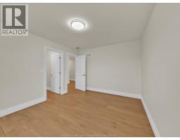 569 Holburn, Windsor, ON N8X0A3 Photo 44