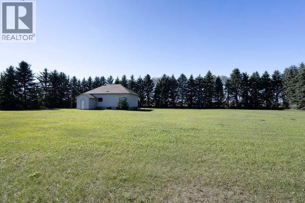 Listing photo – 24302 Township Road 40-0, Rural Lacombe County