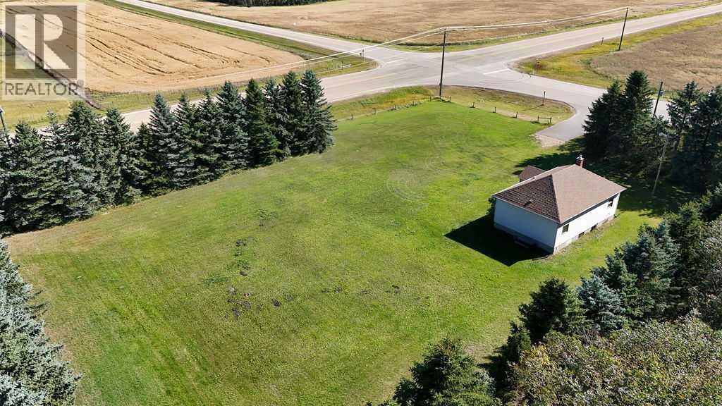 Listing photo – 24302 Township Road 40-0, Rural Lacombe County