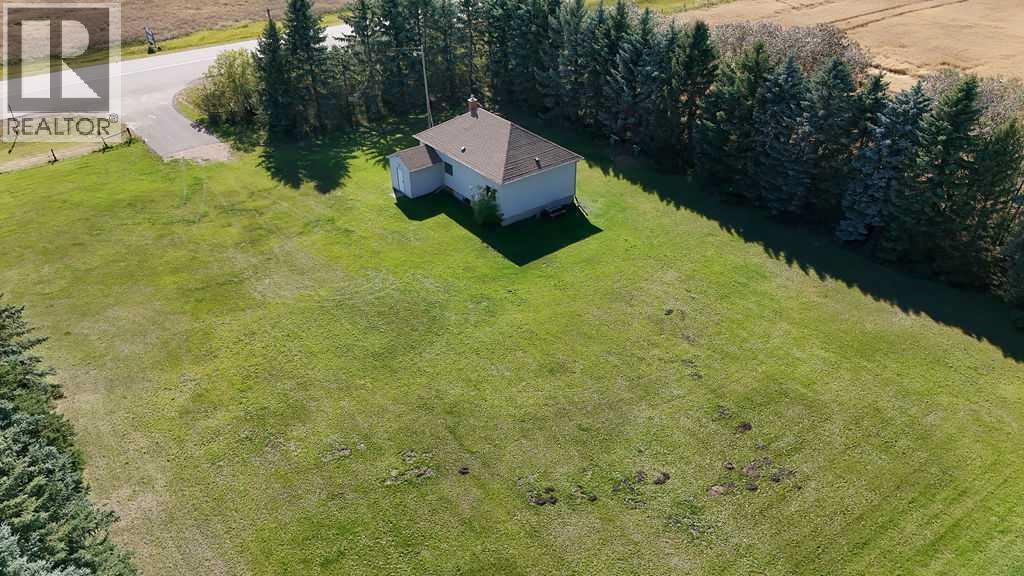 Listing photo – 24302 Township Road 40-0, Rural Lacombe County