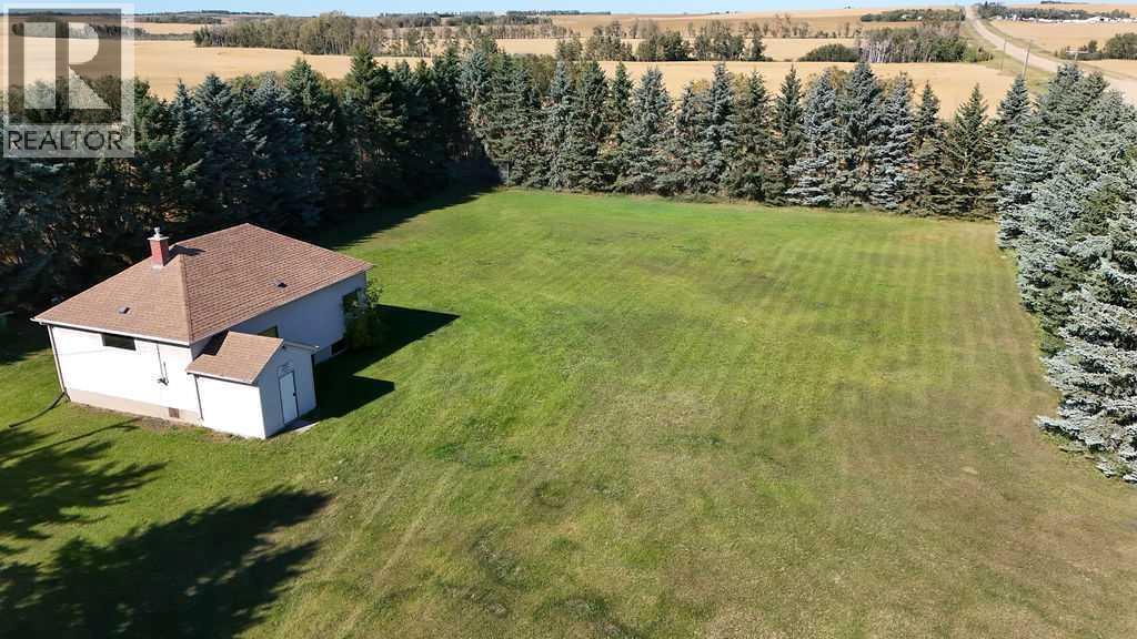 Listing photo – 24302 Township Road 40-0, Rural Lacombe County