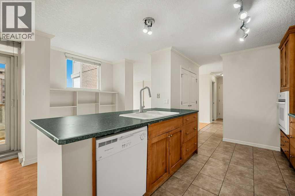 504, 4555 Varsity Lane NW - photo 8