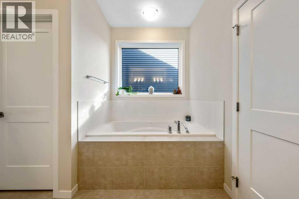 529 Montana Bay SE - photo 24