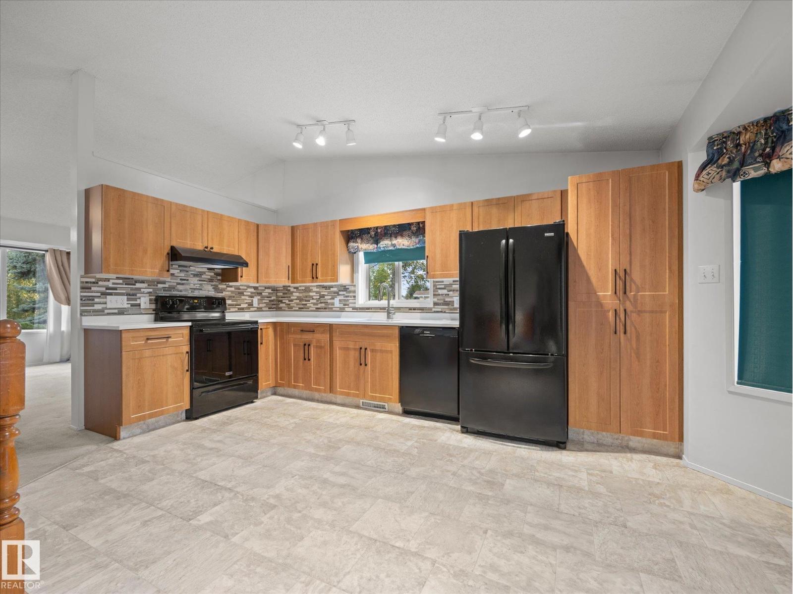 12840 147 AV NW - 14