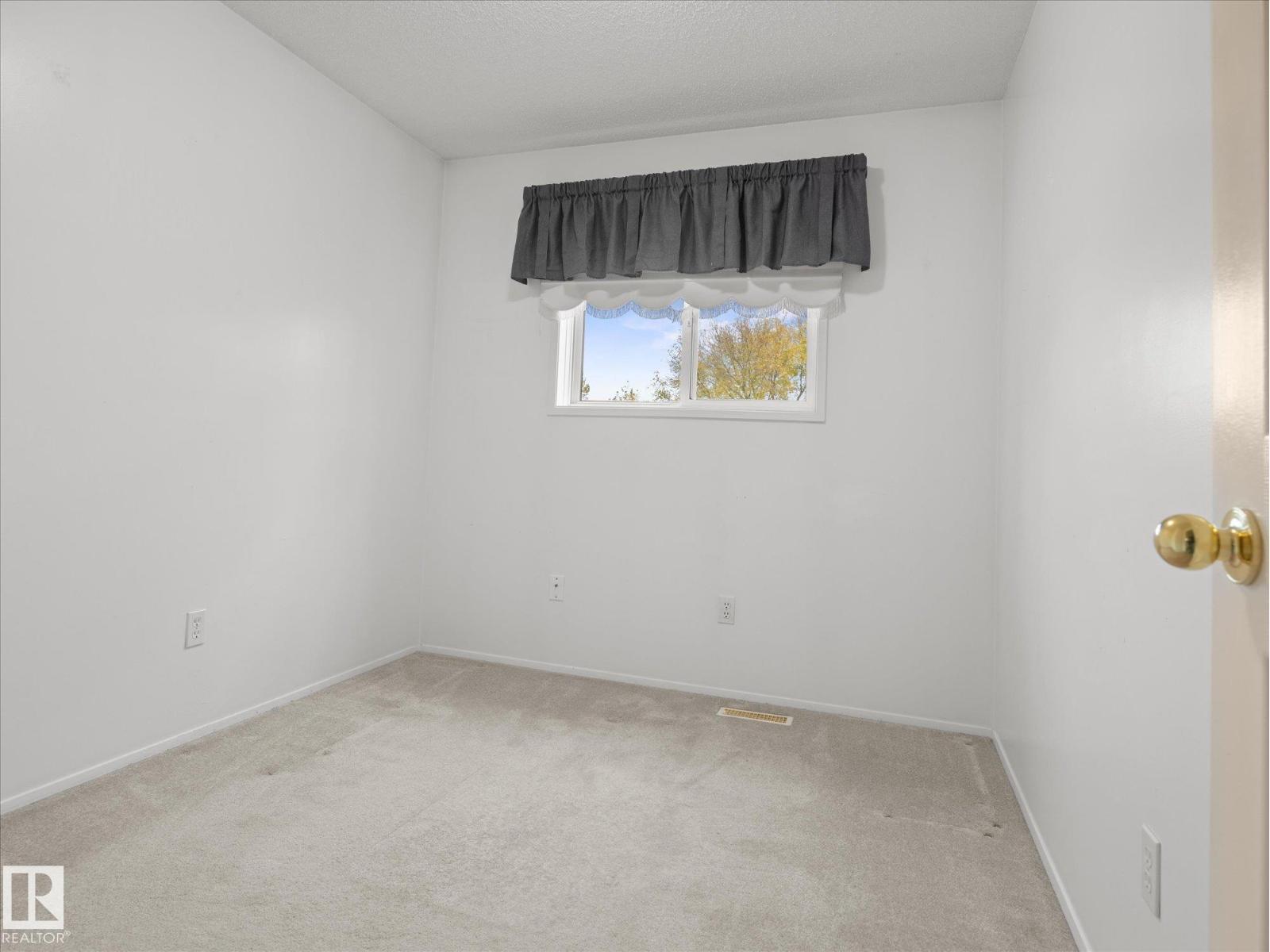 12840 147 AV NW - 23