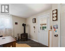 Kitchen - 35 Queen Street, Tyendinaga, ON K0K3A0 Photo 9