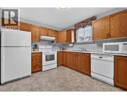Dining room - 104 Viscount Road, Brantford, ON N3P1Y6 Photo 13