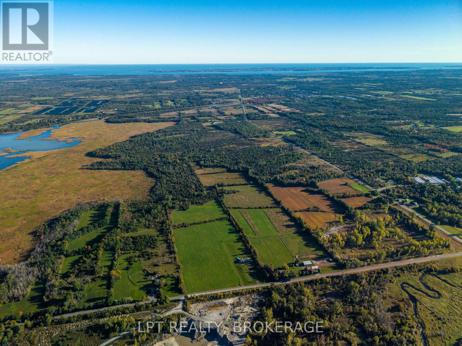 408 CHIPMUNK RIDGE ROAD, Loyalist (Lennox and Addington - South) — photo 4