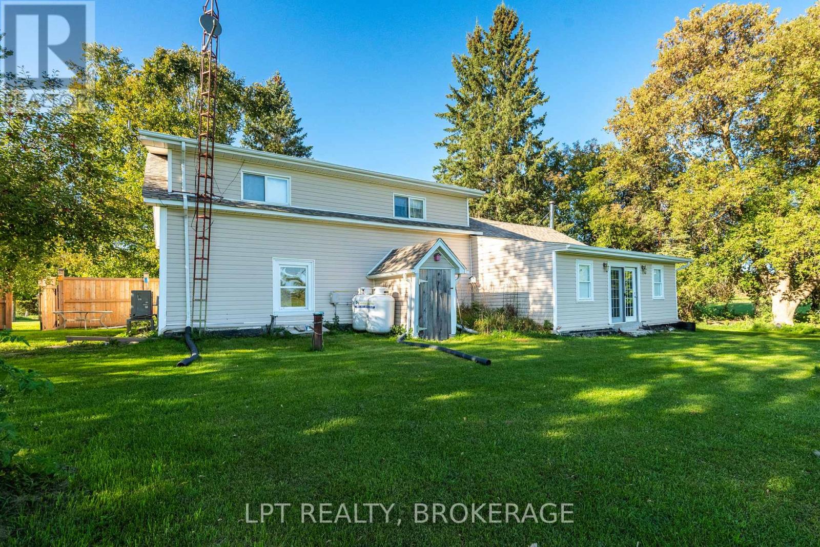 408 CHIPMUNK RIDGE ROAD, Loyalist (Lennox and Addington - South) — photo 8