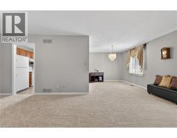 Bedroom - 104 Viscount Road, Brantford, ON N3P1Y6 Photo 7