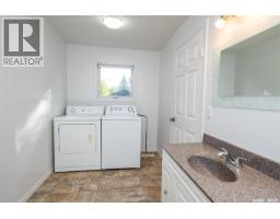 212 5th Street E, Wynyard, SK S0A4T0 Photo 10