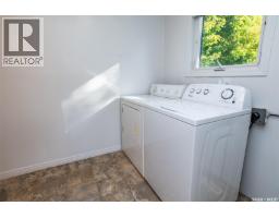 Den - 212 5th Street E, Wynyard, SK S0A4T0 Photo 8