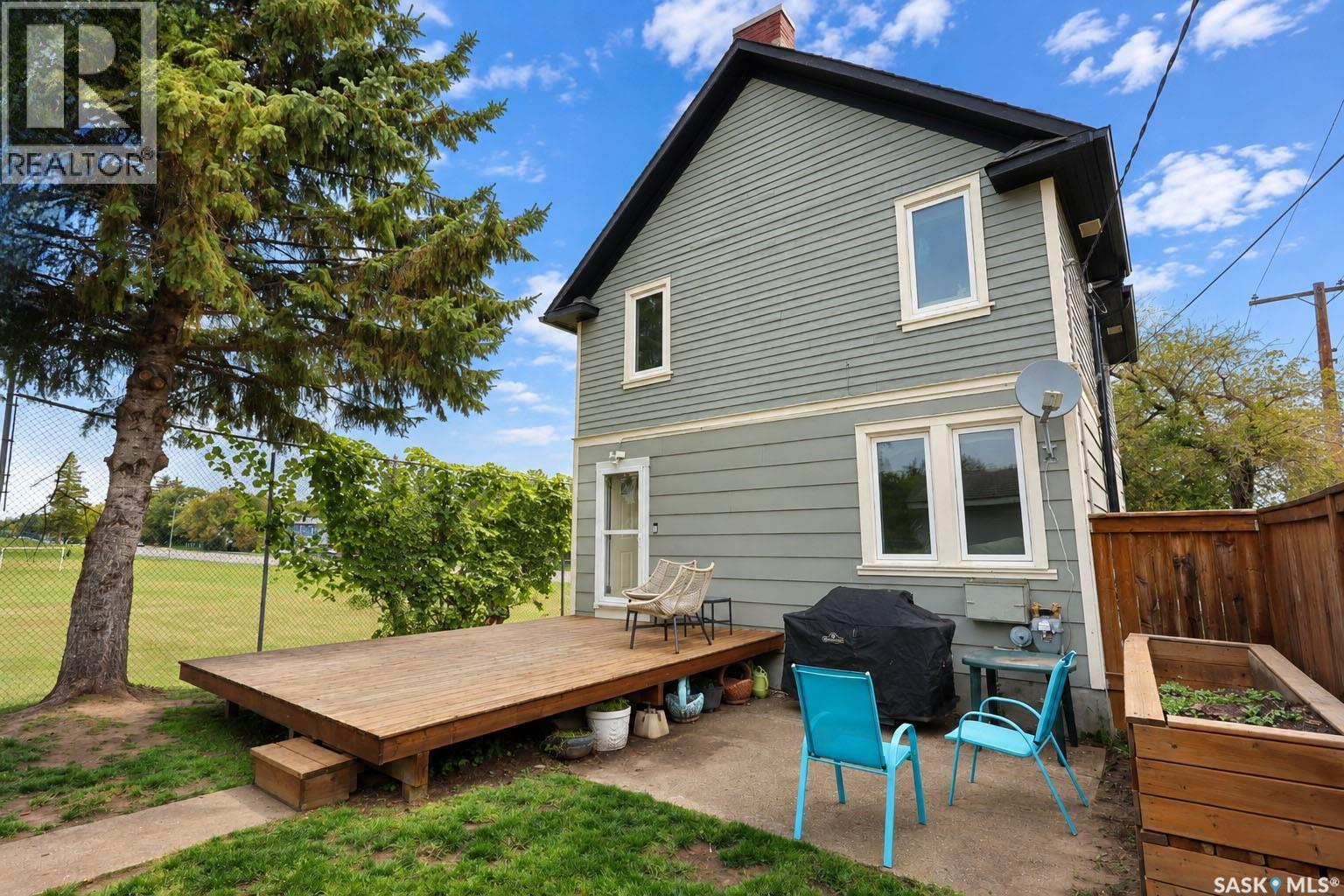 499 23rd STREET E - 21