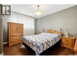Bedroom - 156 Mccaul Crescent, Regina, SK S4R3X1 Photo 10