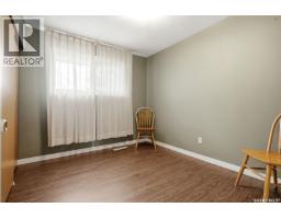 156 Mccaul Crescent, Regina, SK S4R3X1 Photo 13