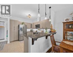 Dining room - 3996 Beach Avenue Unit# 327 Lot# 99, Peachland, BC V0H1X5 Photo 8
