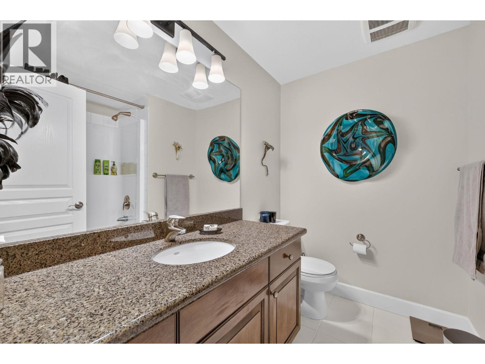 3996 Beach Avenue Unit# 327 Lot# 99, Peachland