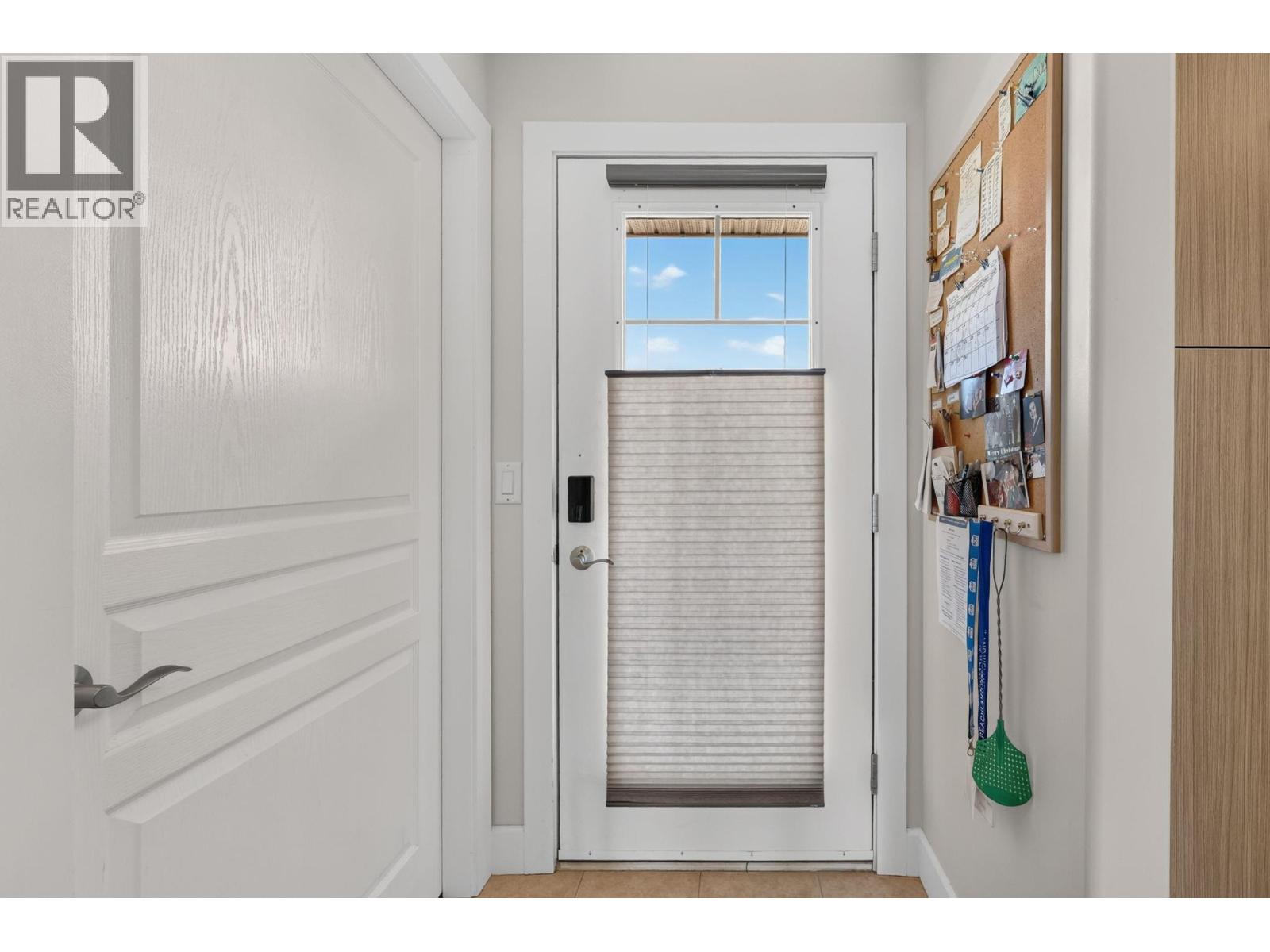 3996 Beach Avenue Unit# 327 Lot# 99, Peachland