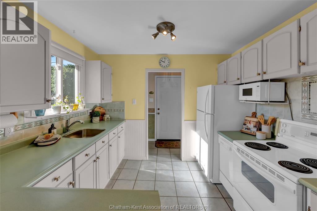27 Marion AVENUE - 2