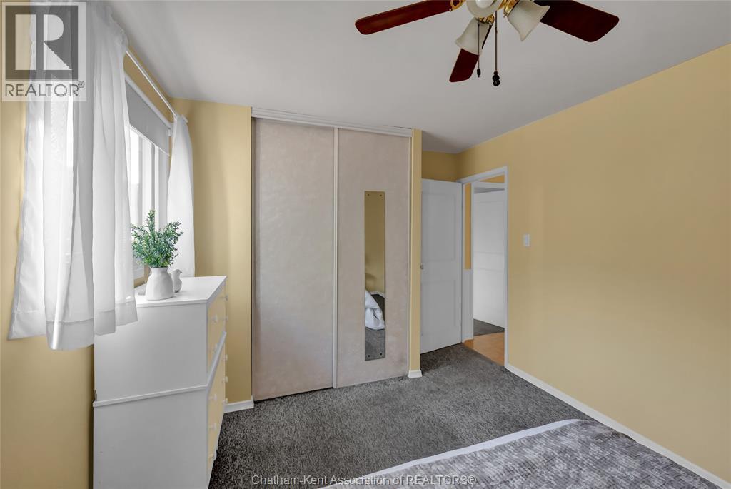 27 Marion AVENUE - 26