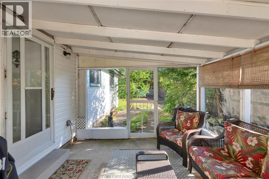 27 Marion AVENUE - 31