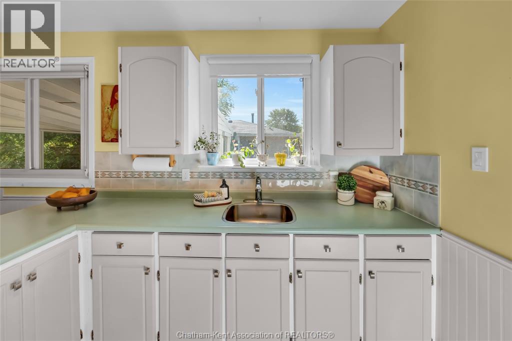 27 Marion AVENUE - 4