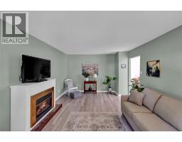 Laundry room - 27 Marion Avenue, Chatham, ON N7M5N1 Photo 12