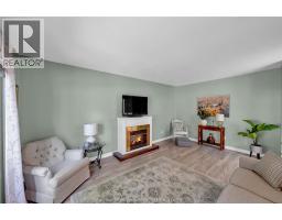 Living room - 27 Marion Avenue, Chatham, ON N7M5N1 Photo 13