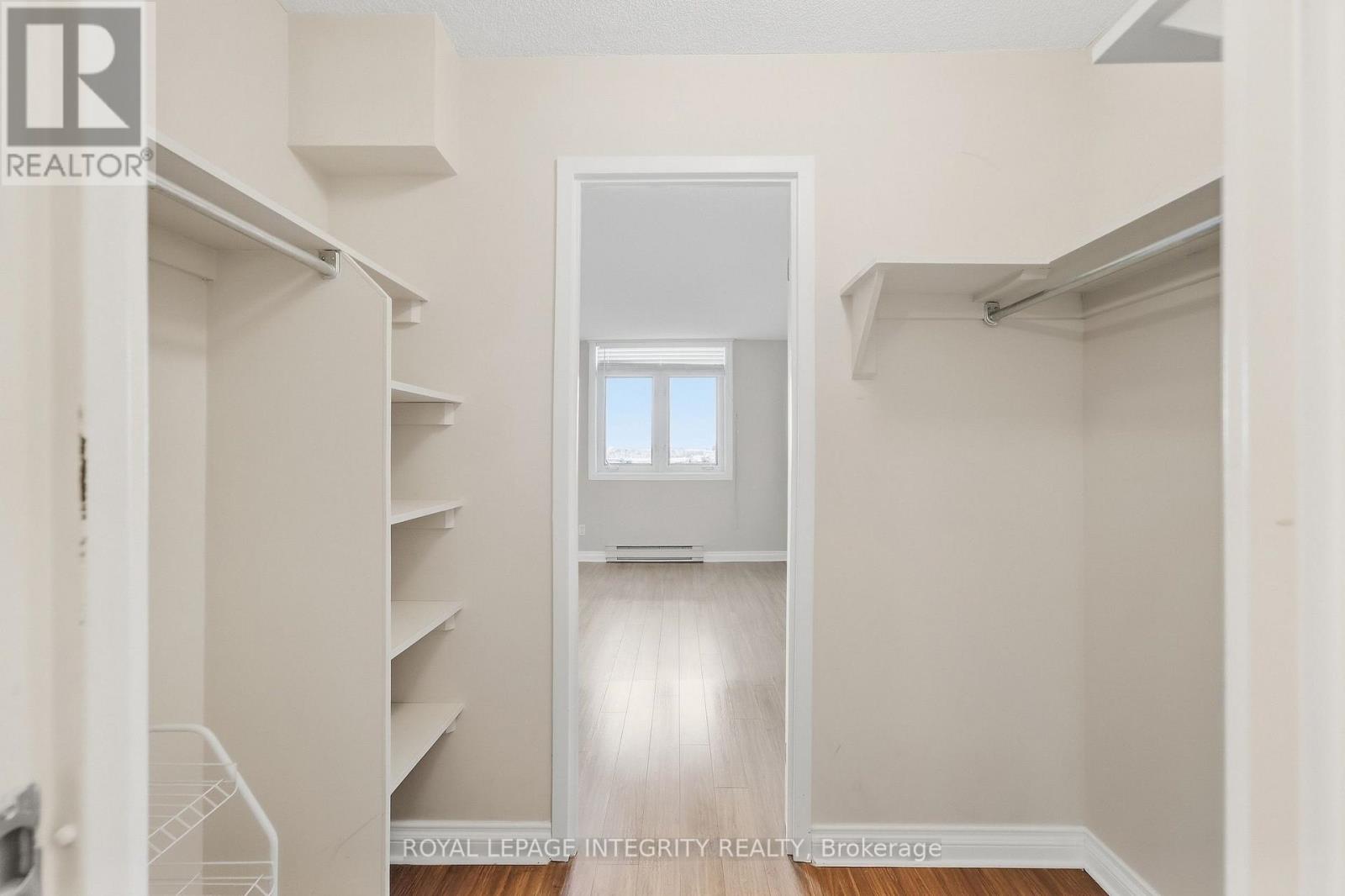 #808 1025 GRENON AVENUE - 18