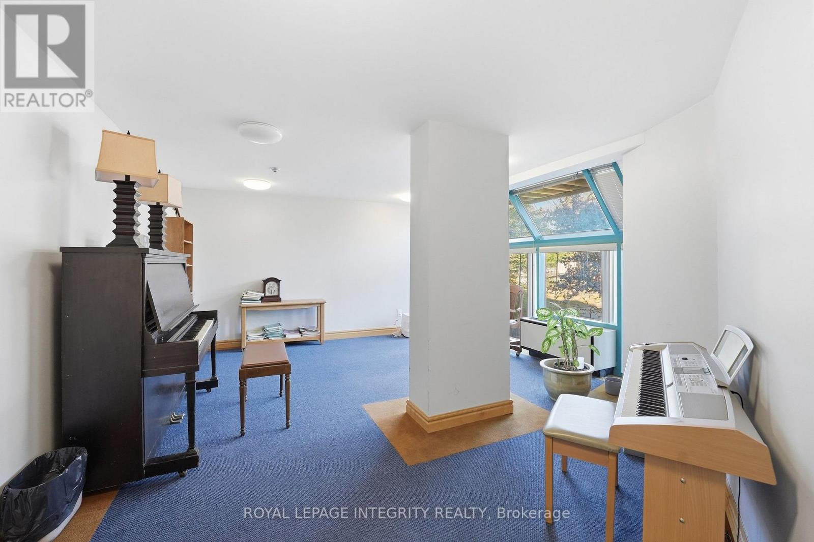 #808 1025 GRENON AVENUE - Image 31