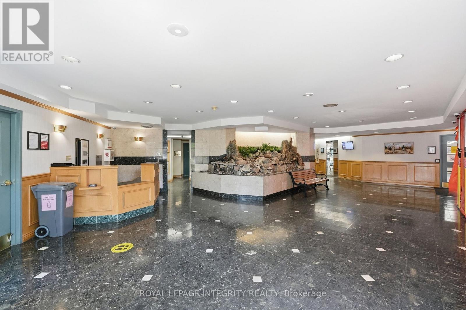 #808 1025 GRENON AVENUE - Image 33