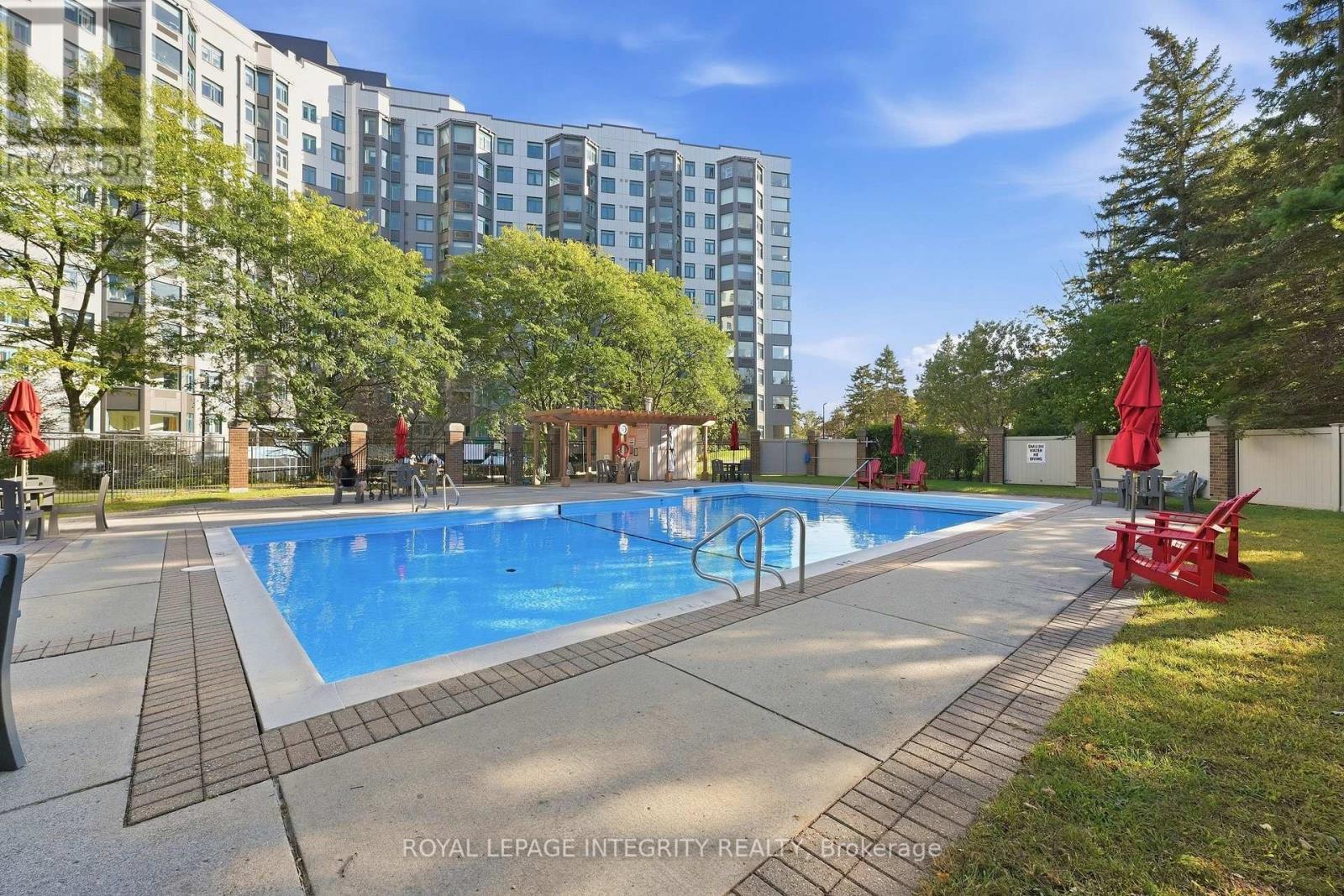 #808 1025 GRENON AVENUE - Image 34