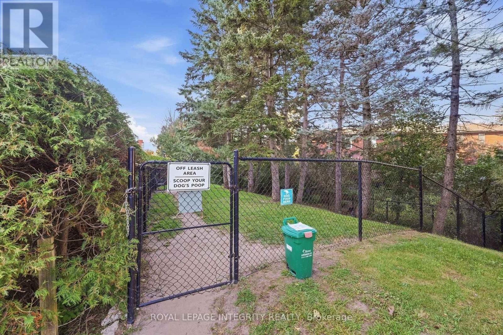 #808 1025 GRENON AVENUE - 40