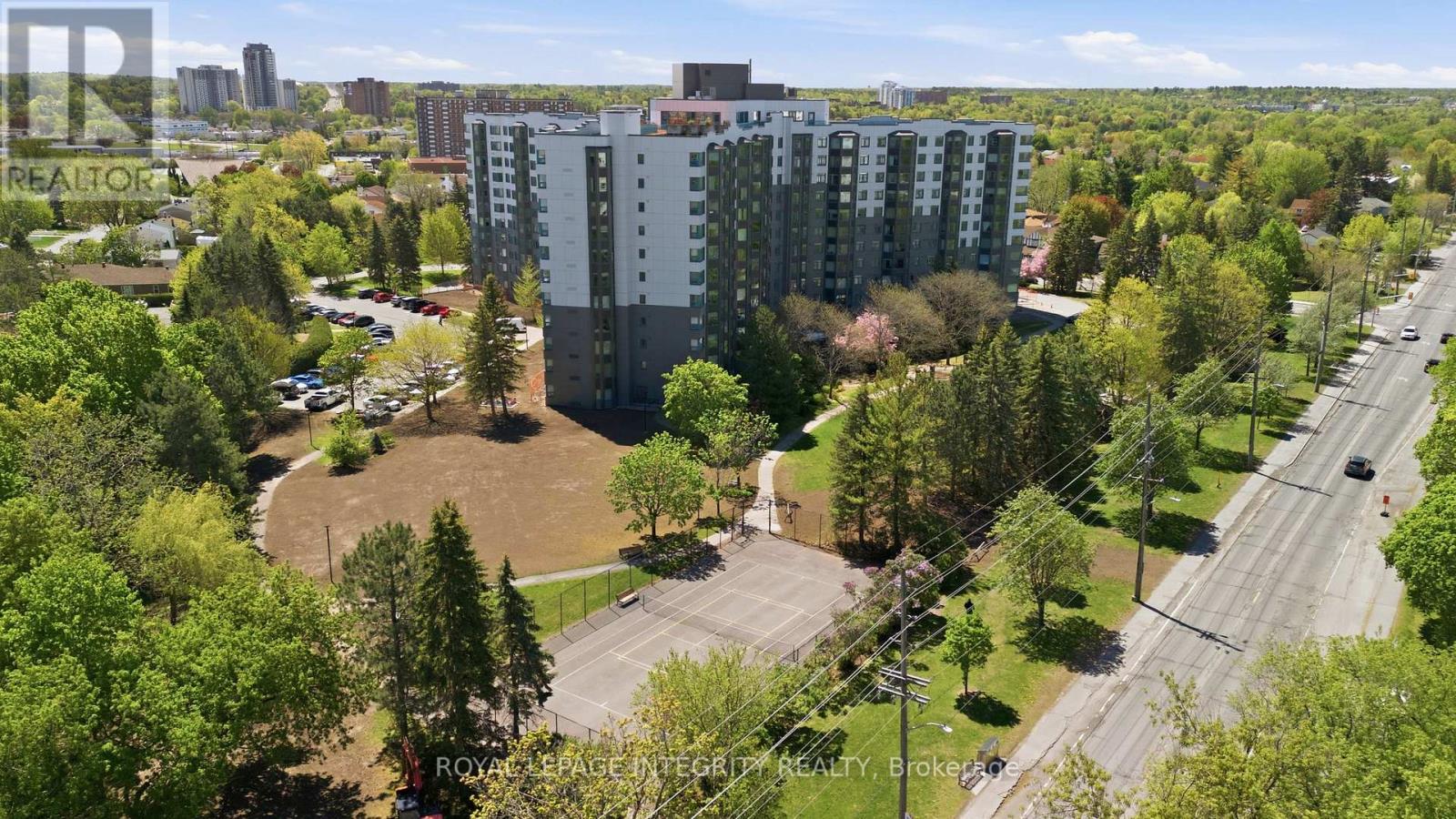 #808 1025 GRENON AVENUE - 46