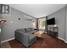 Bathroom - 29 Grenadier Way, Ottawa, ON K2J4L3 Photo 6