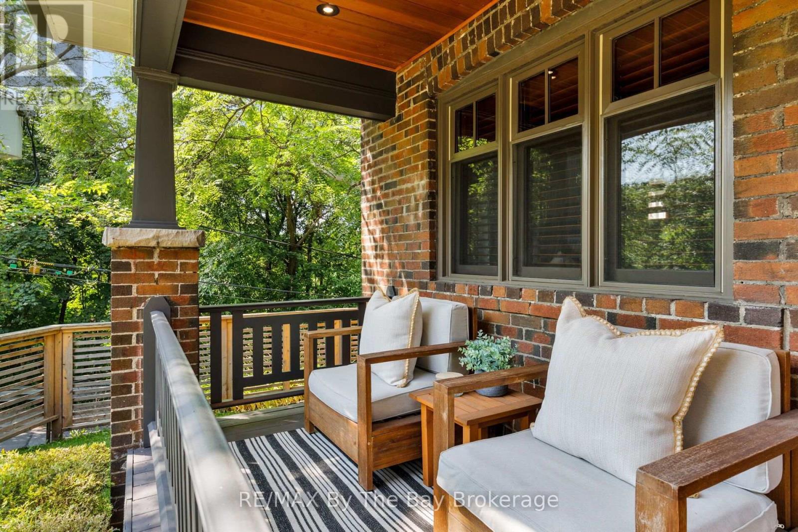 44 RAMBERT CRESCENT - 47