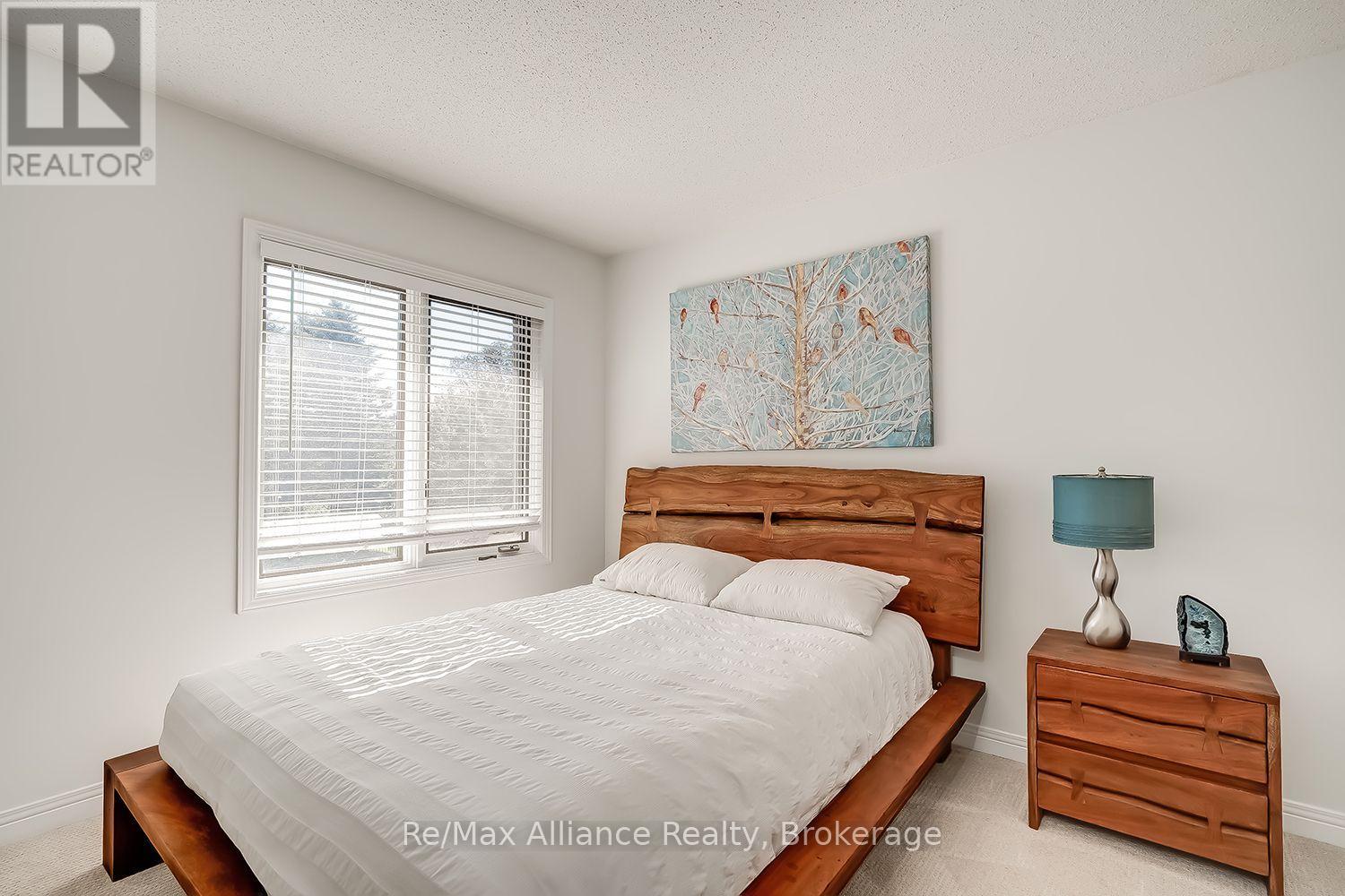 31 MEANDER CLOSE - Image 30