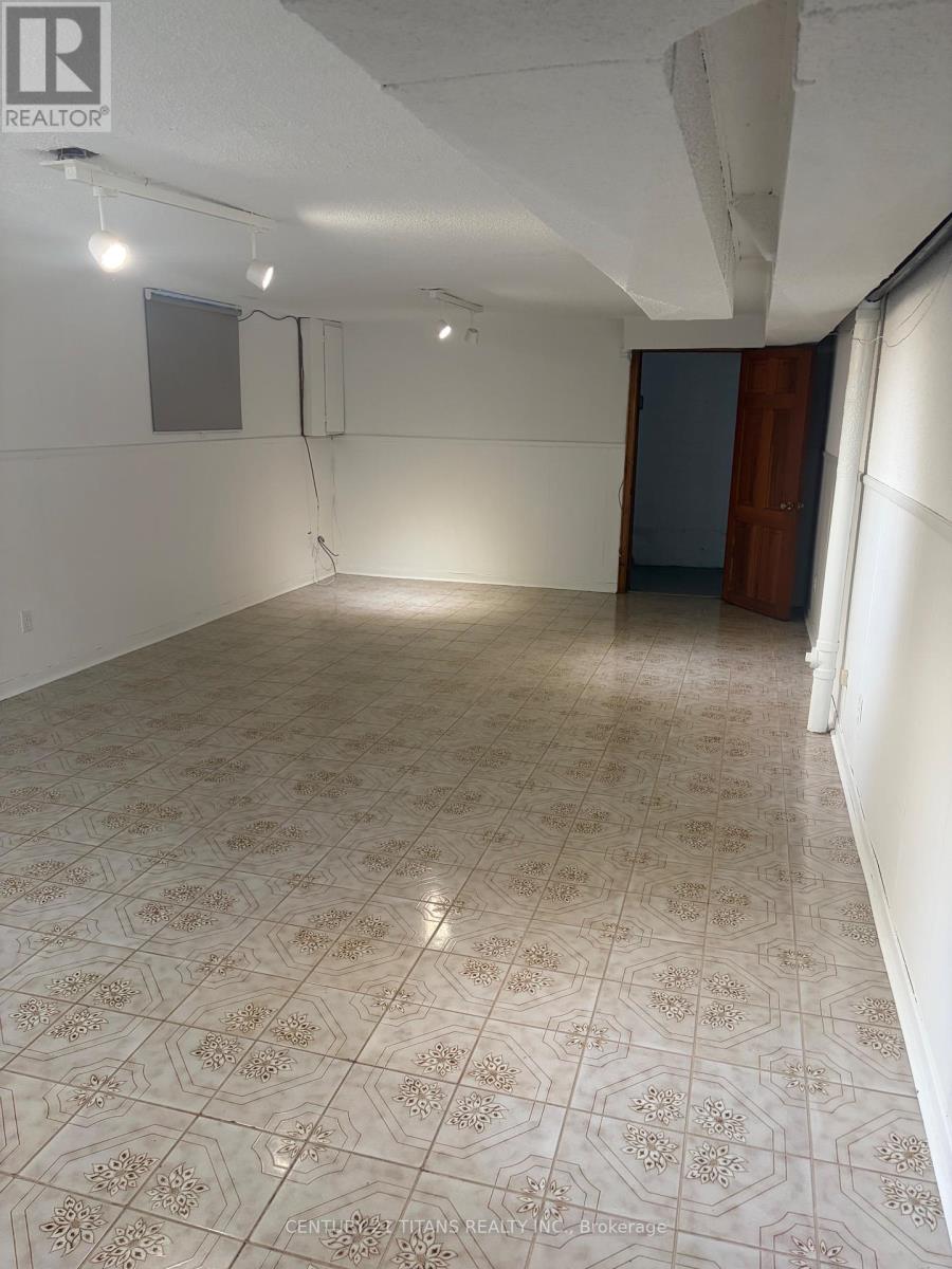 198 A BOON AVENUE - 32