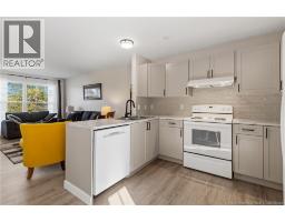 Foyer - 36 Woodstock Avenue, Riverview, NB E1B5H5 Photo 12