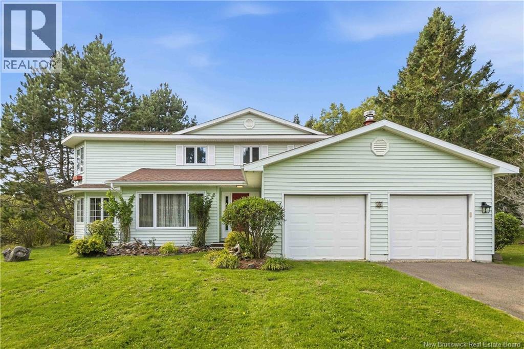 Property for sale at 44 West Avenue