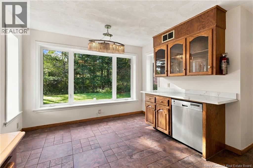 44 West Avenue - Image 19