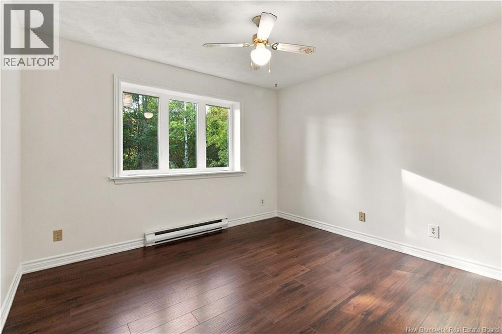 44 West Avenue - Image 31