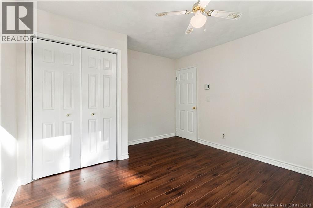 44 West Avenue - Image 32