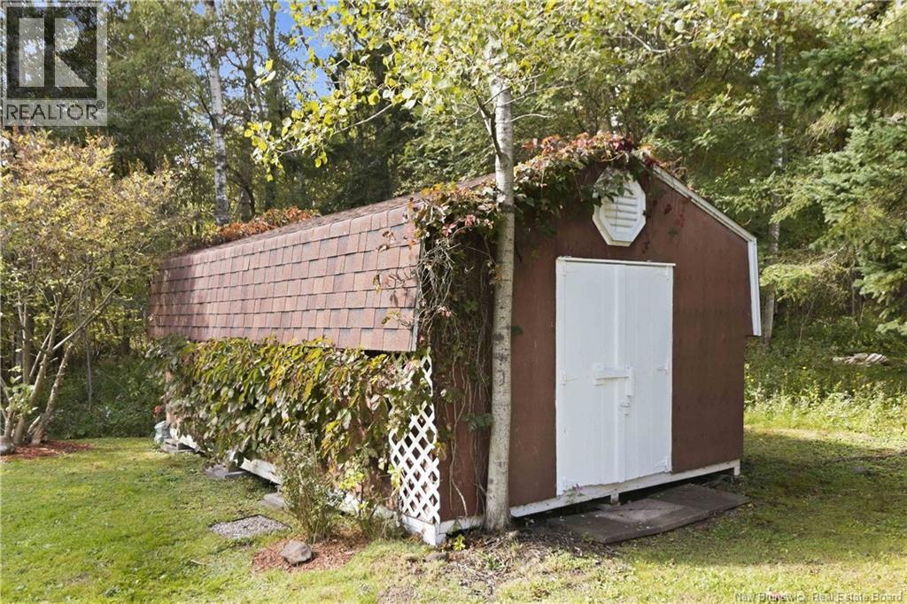 44 West Avenue - Image 49