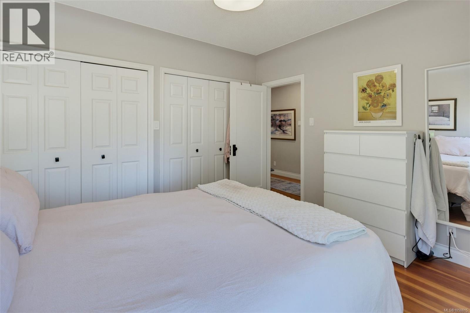  943 Linkleas Avenue, Oak Bay